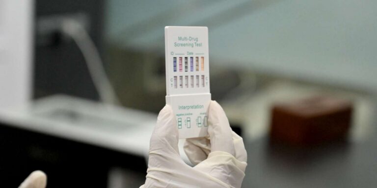 Drug-Test-Cups-vs-Drug-Test-Cards